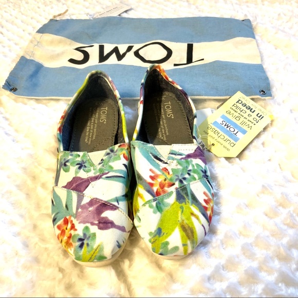 Toms Shoes - Women’s Toms